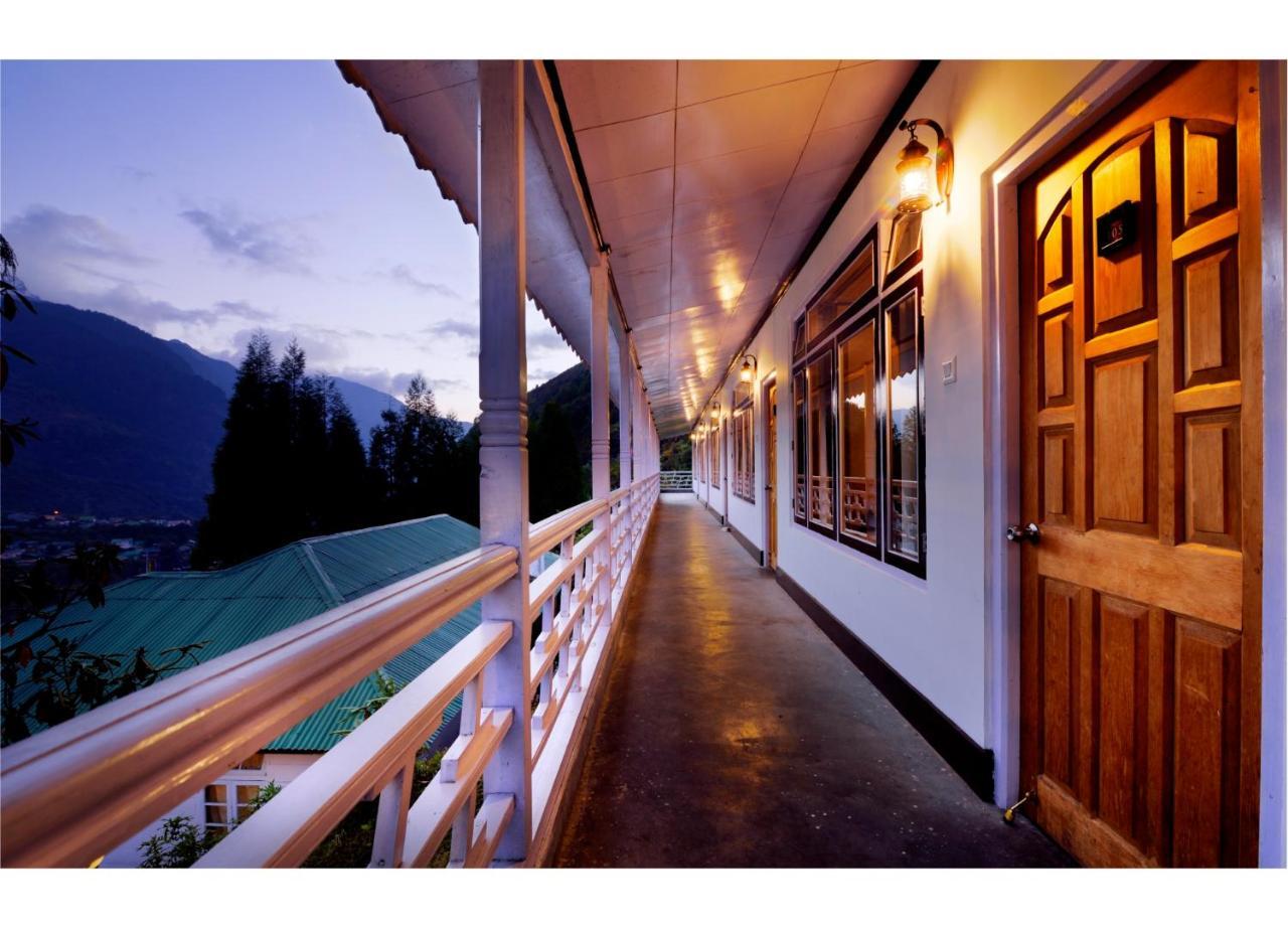 Summit Alpine Resort Lachung Esterno foto